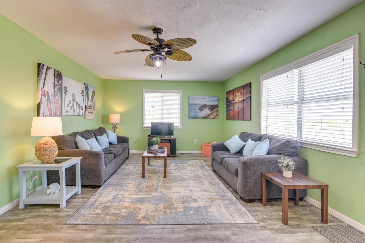 Surfside Beach Home With Deck 300 Feet To The Gulf! Kültér fotó