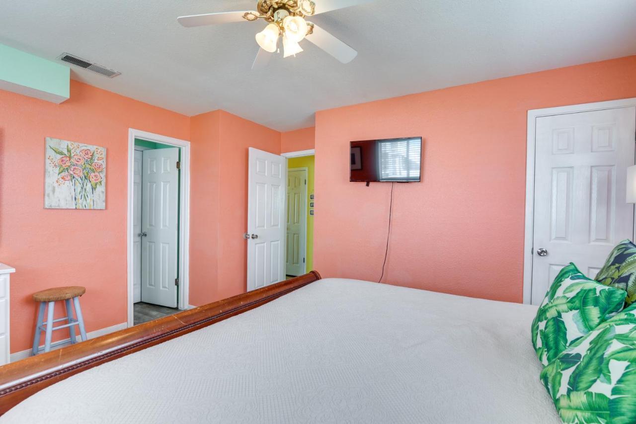Surfside Beach Home With Deck 300 Feet To The Gulf! Kültér fotó
